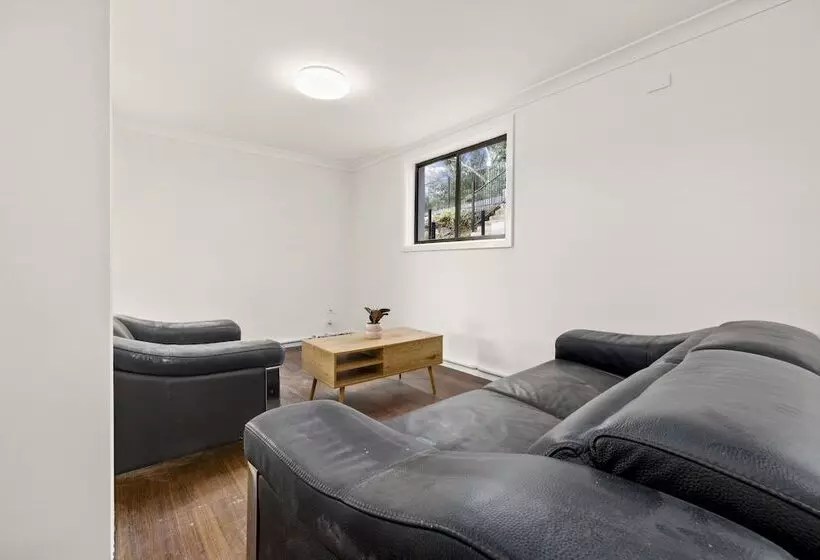 Hotelli Alps Lakeview Lodge