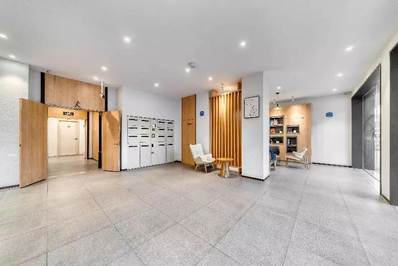 Hanting Hotel Tongxiang Zhenxing Road