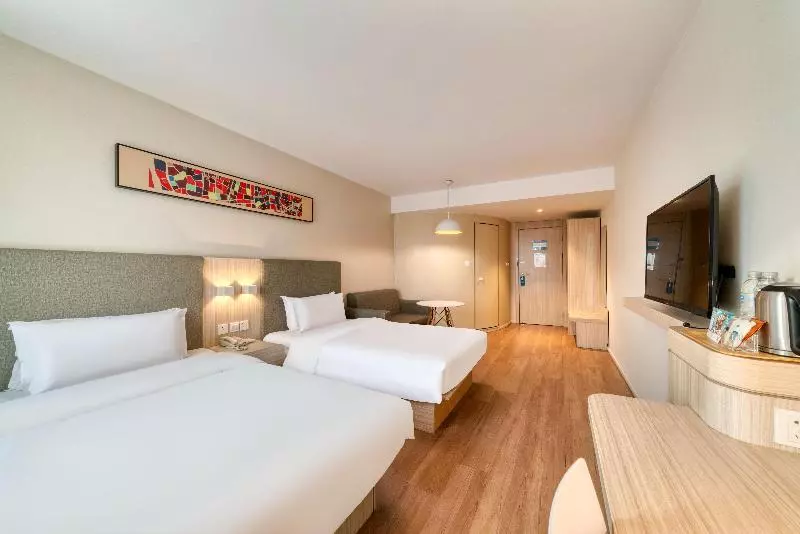 Hanting Hotel Tongxiang Zhenxing Road