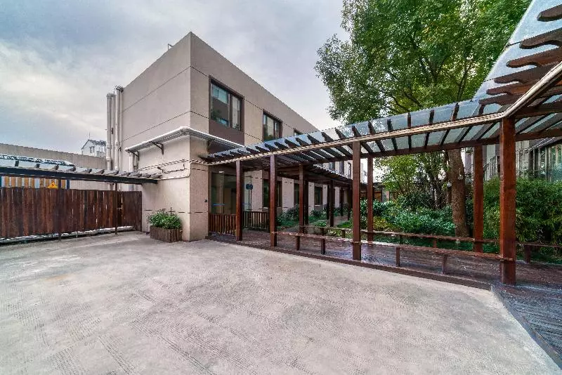 Hanting Hotel Tongxiang Zhenxing Road