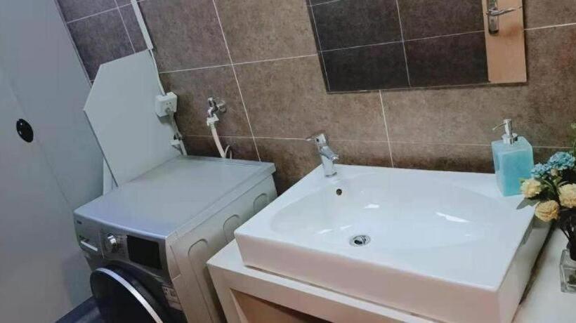 Hanting Hotel Tongxiang Zhenxing Road