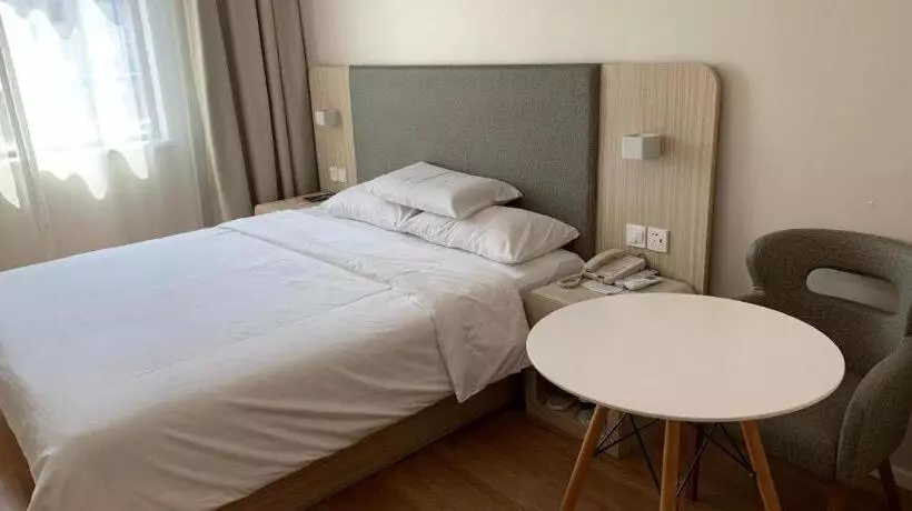 Hanting Hotel Tongxiang Zhenxing Road
