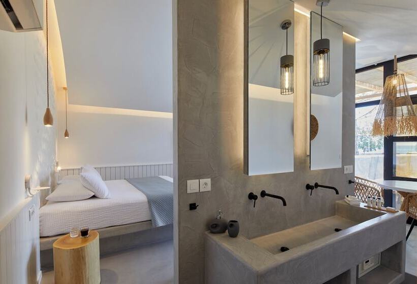 酒店 Oscar Beachfront Suites   Adults Only