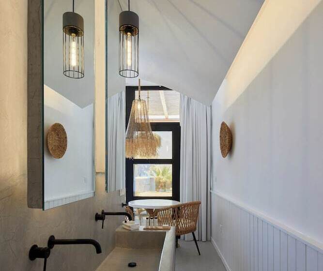 酒店 Oscar Beachfront Suites   Adults Only