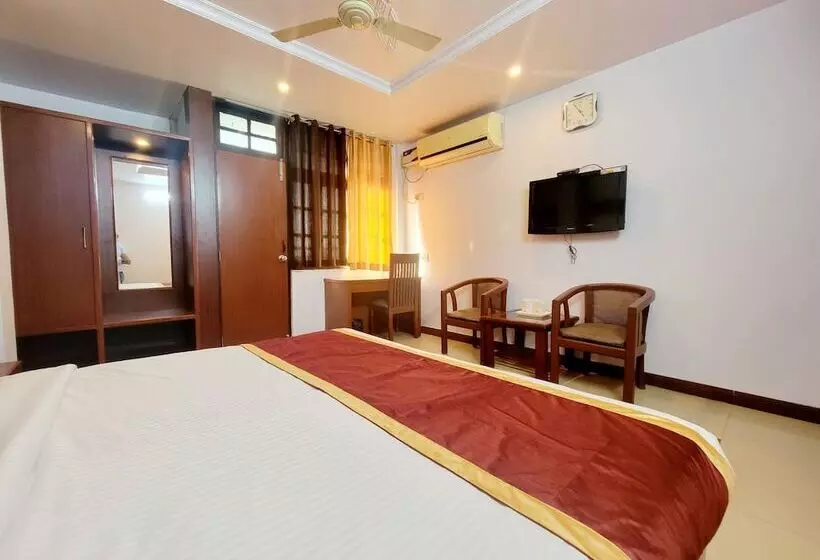 ホテル Saubhagya Inn
