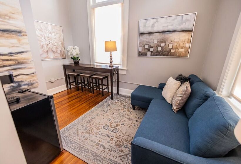 فندق The Blanche