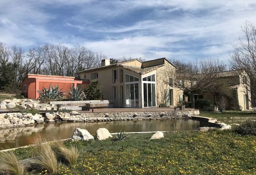 ペンション Sagnac 595