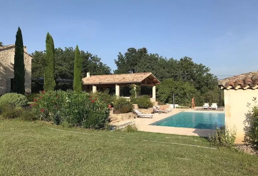 ペンション Sagnac 595