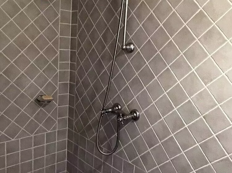 ペンション Sagnac 595