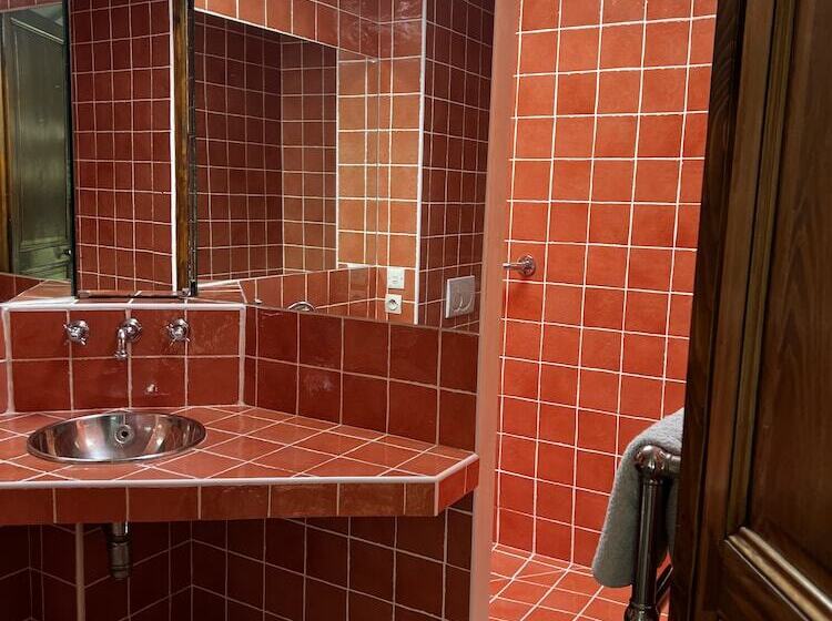 ペンション Sagnac 595