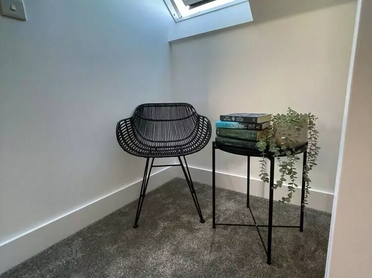 Residenssi 3 Double Bed Luxurious House Near Heathrow Airport