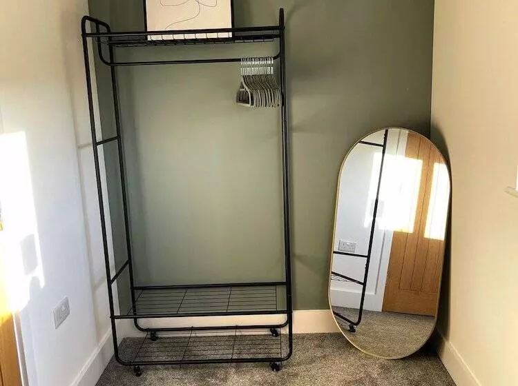 Residenssi 3 Double Bed Luxurious House Near Heathrow Airport