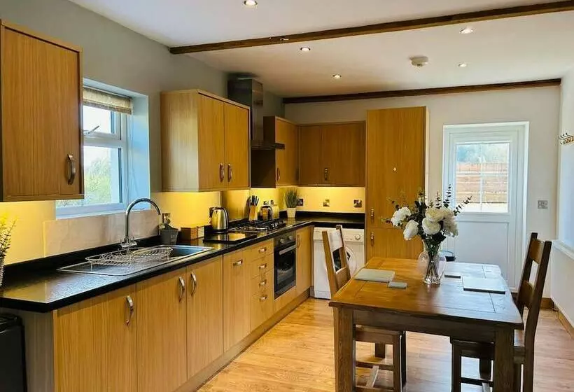 Residenssi The Old Stables   A Gem Surrounded By Mountains!