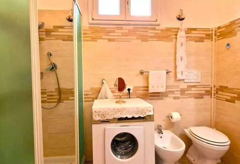 اقامتگاه Trekking Lovers Vacation Home With Town View