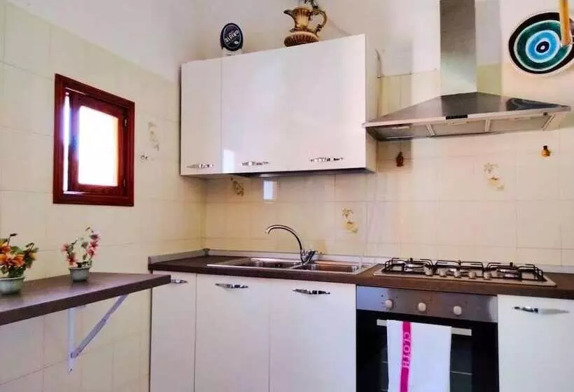 اقامتگاه Trekking Lovers Vacation Home With Town View