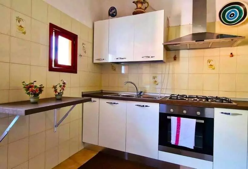 اقامتگاه Trekking Lovers Vacation Home With Town View