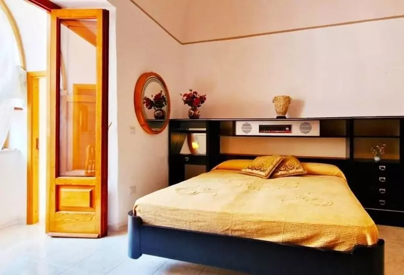 اقامتگاه Trekking Lovers Vacation Home With Town View
