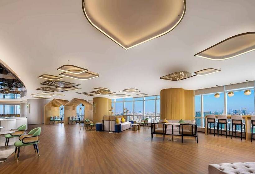 Otel Hilton Garden Inn Shanghai Lujiazui