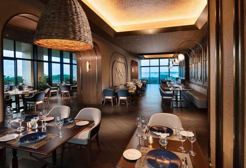 هتل Hilton Okinawa Miyako Island Resort