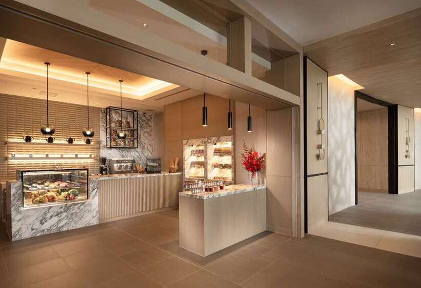 هتل Hilton Okinawa Miyako Island Resort