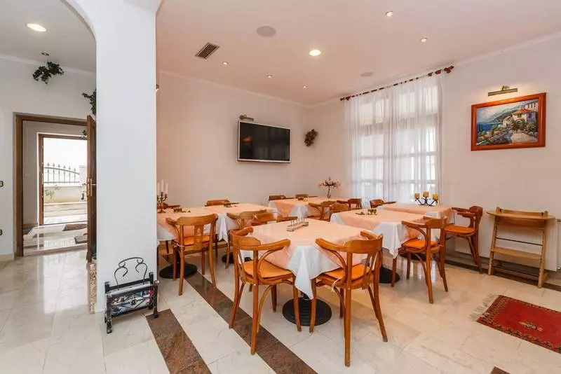 هتل Villa La Zeta