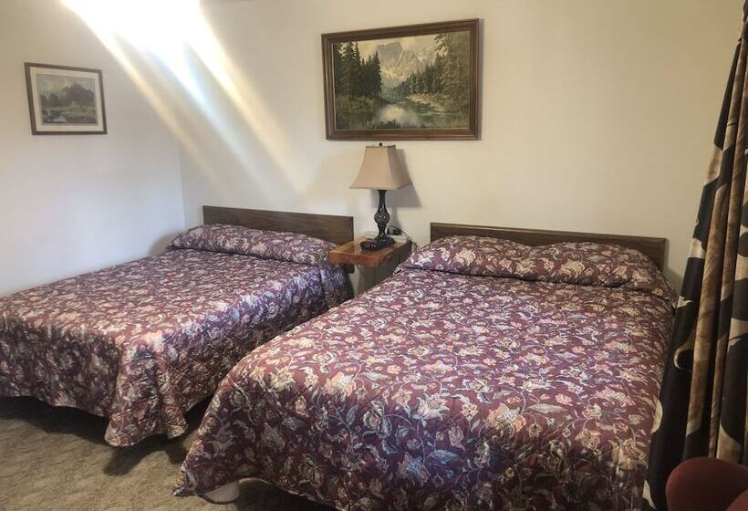 Black Hills Motel At Quail S Crossing