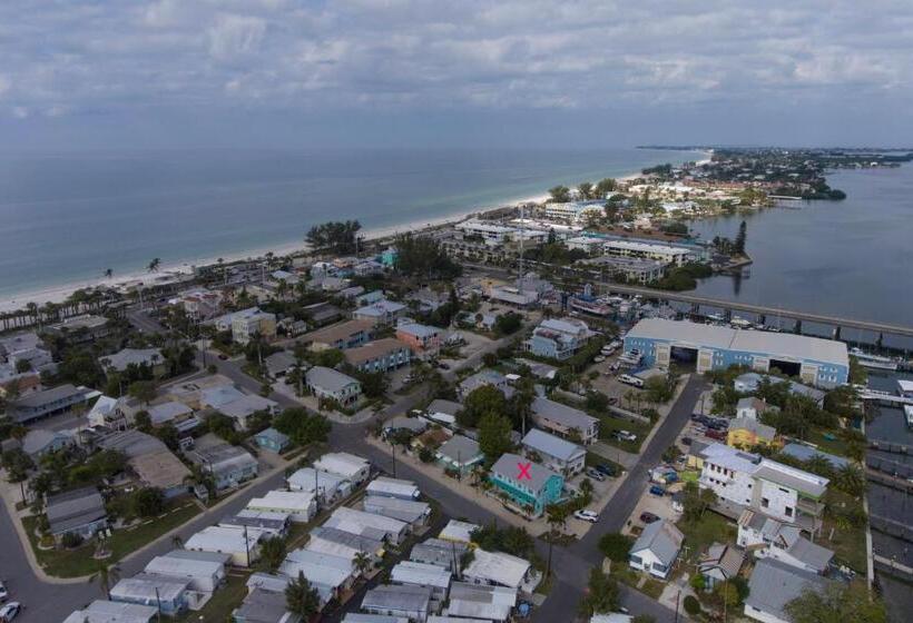 酒店 Bay View Inn 202