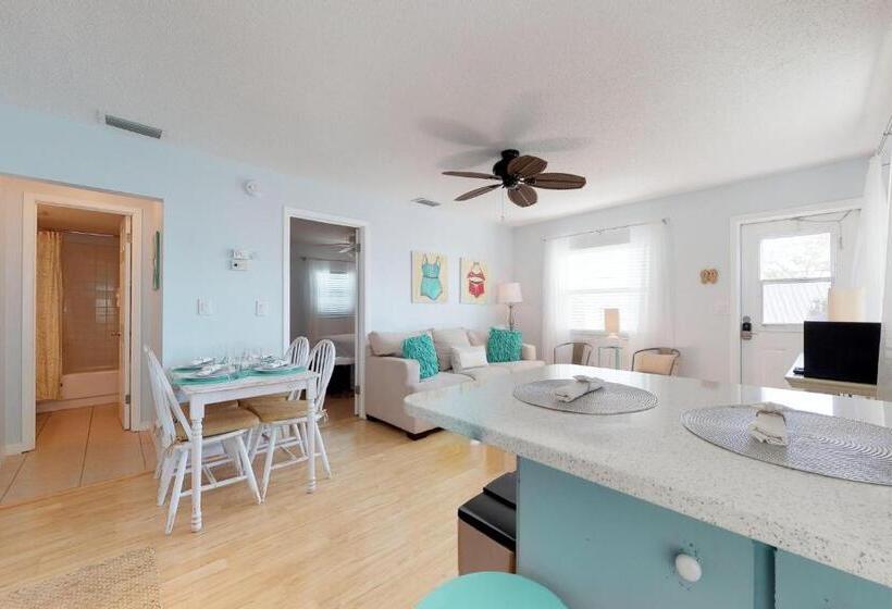 酒店 Bay View Inn 202