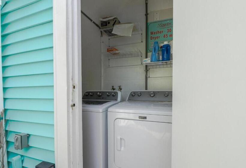 酒店 Bay View Inn 202