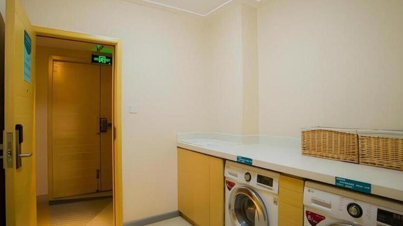 Hotel City Comfort Inn Liuzhou High Speed Railway Station