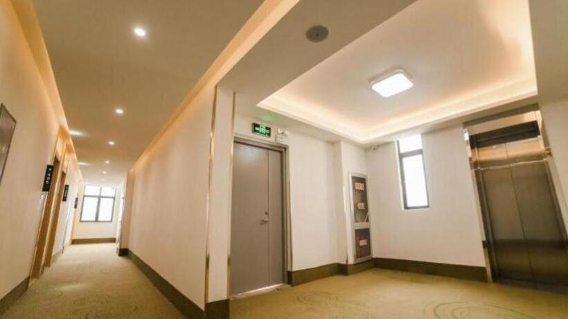 Hotel Greentree Inn Suzhou Zhangjiagang City Jingang Town