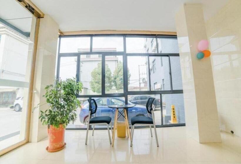 Hotel Greentree Inn Suzhou Zhangjiagang City Jingang Town