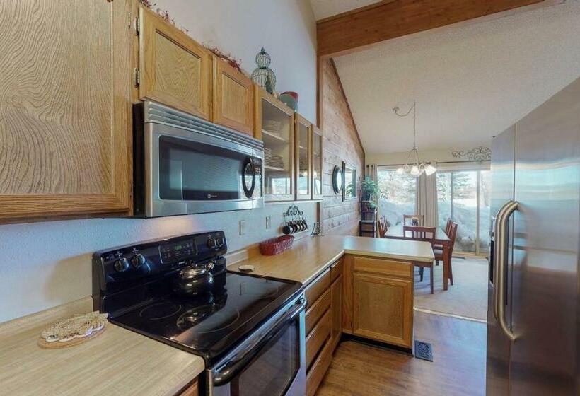 酒店 The Pines 4060