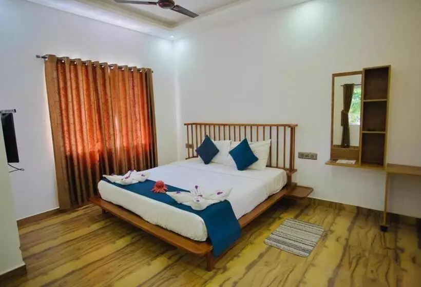 ホテル The Hazeberg Munnar