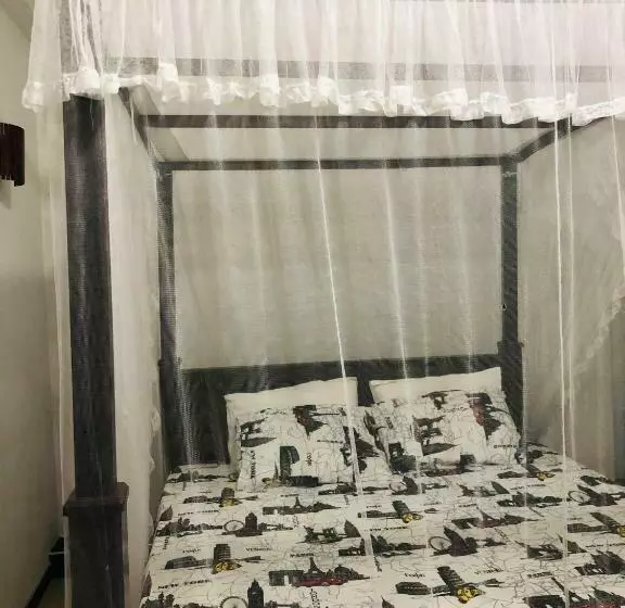 ペンション Amor Place Unawatuna