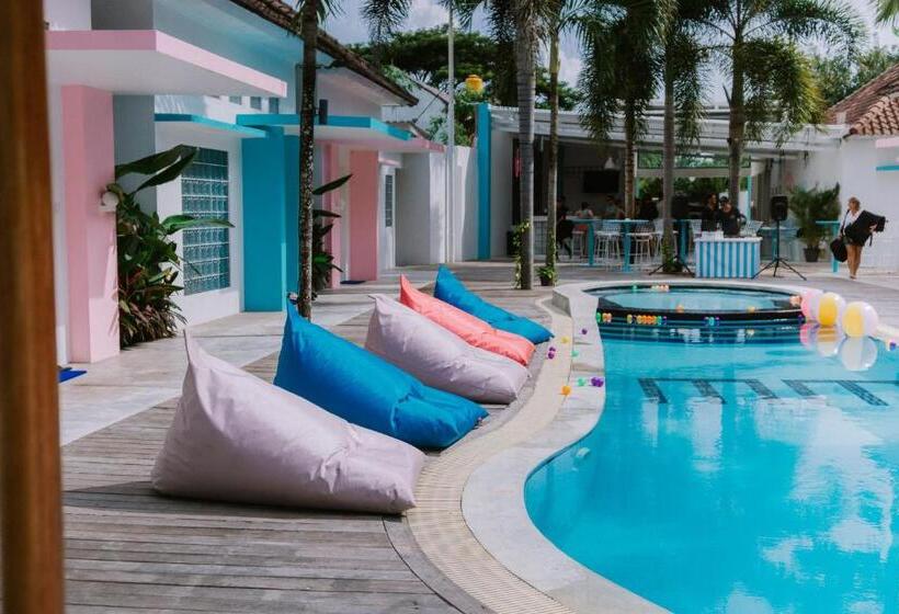 旅馆 Mad Monkey Kuta Lombok