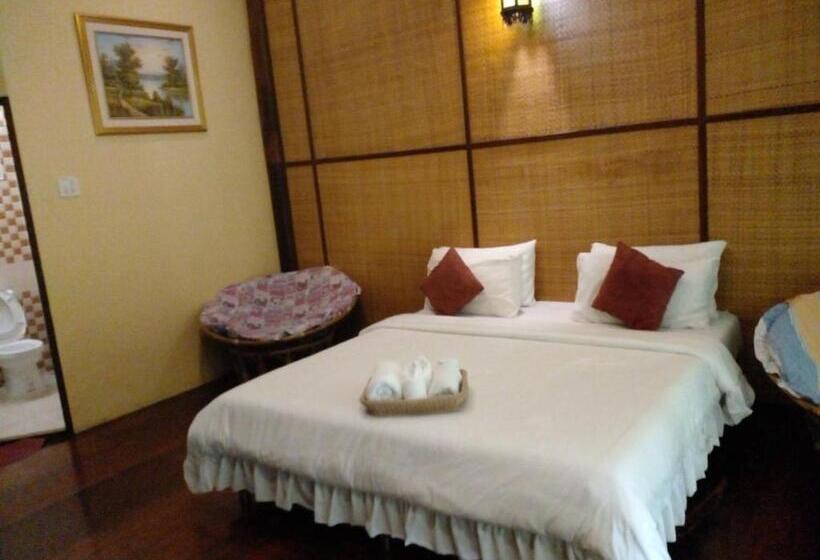 Baansuanleelawadee Resort Amphawa