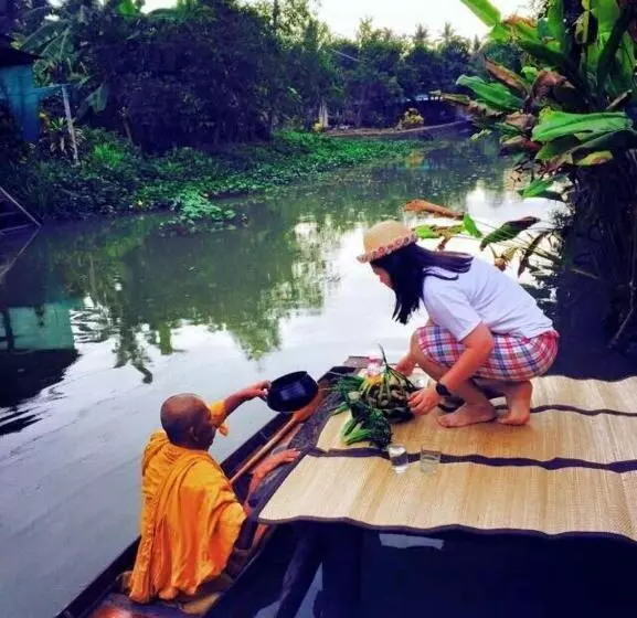 Baansuanleelawadee Resort Amphawa