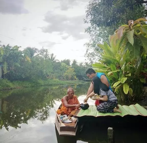 Baansuanleelawadee Resort Amphawa