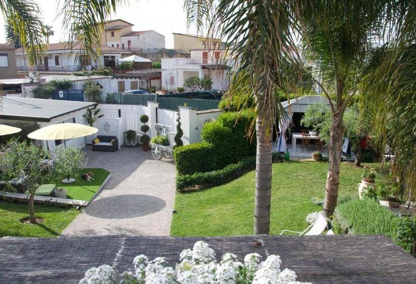 تختخواب و صبحانه Villa Volli Three Rooms