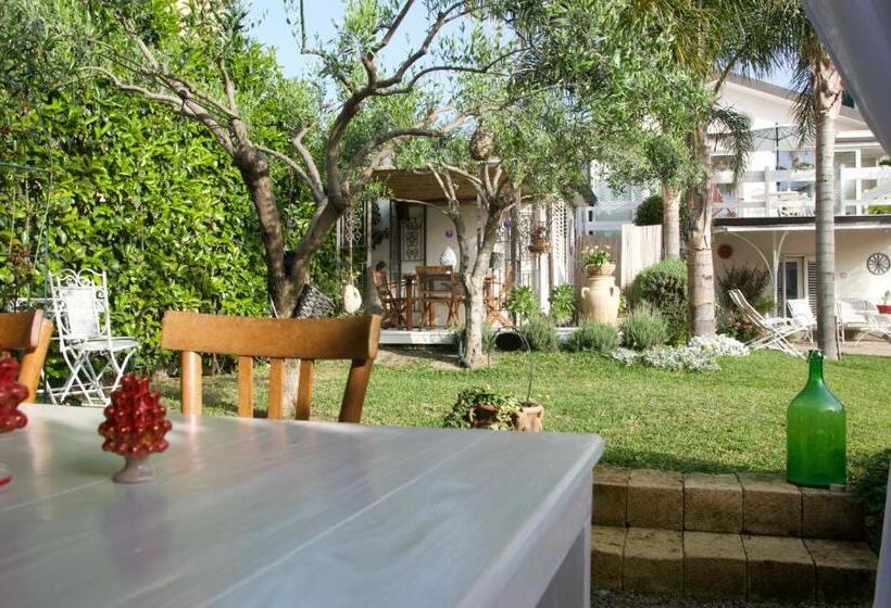 تختخواب و صبحانه Villa Volli Three Rooms