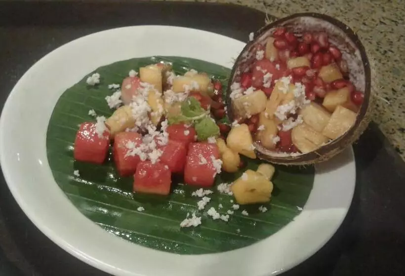 هتل Aanandakosha Ayurveda Retreat
