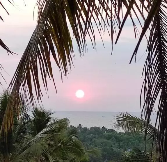 هتل Aanandakosha Ayurveda Retreat
