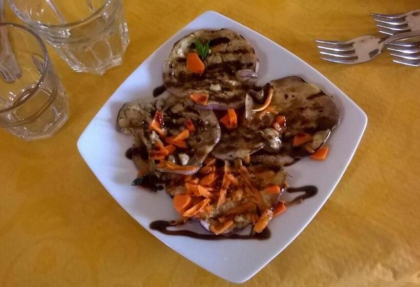 هتل Agriturismo Monte Criscione