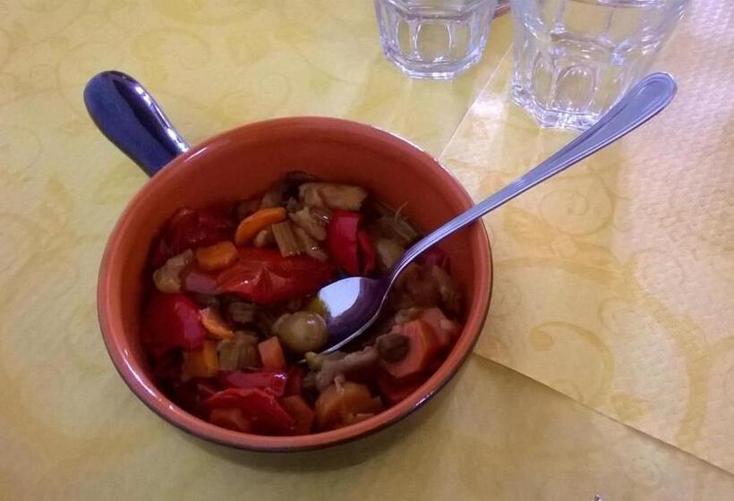 هتل Agriturismo Monte Criscione