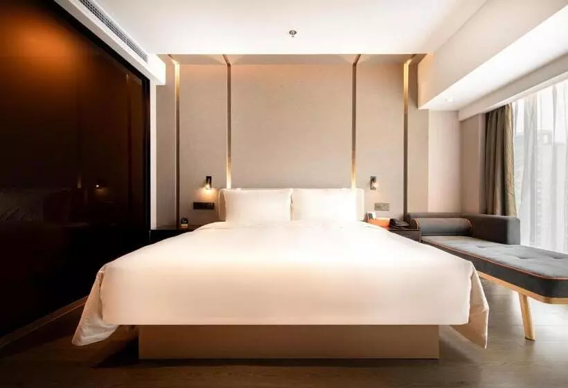 Atour Hotel Kunming Hi Tech Wuyue Plaza