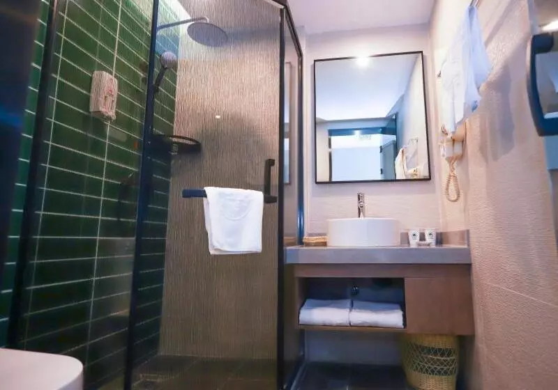 Hotelli Greentree Inn Jiangsu Yangzhou Jiangdu Development Zone Daqiao Town Express