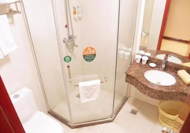 Hotelli Greentree Inn Jiangsu Yangzhou Jiangdu Development Zone Daqiao Town Express