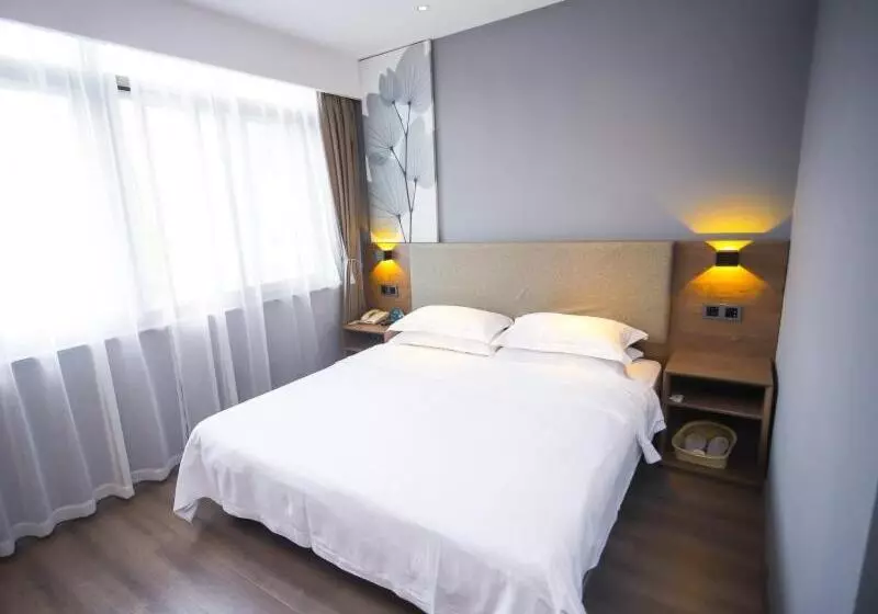 Hotelli Greentree Inn Jiangsu Yangzhou Jiangdu Development Zone Daqiao Town Express