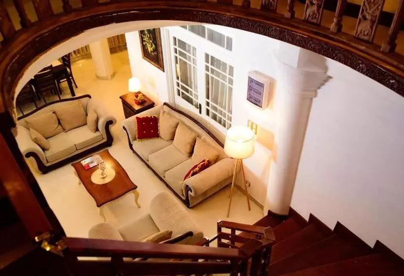 هتل Kandy View Resort